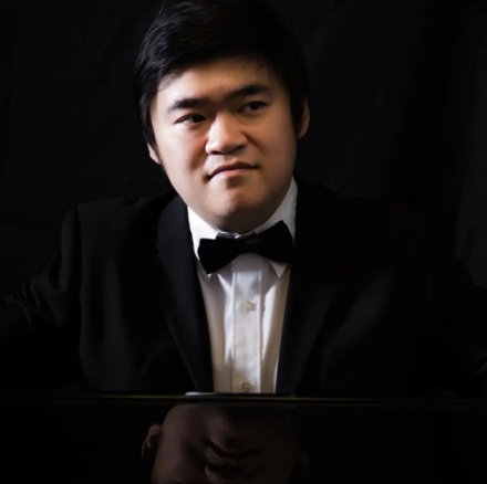 MOYE CHEN