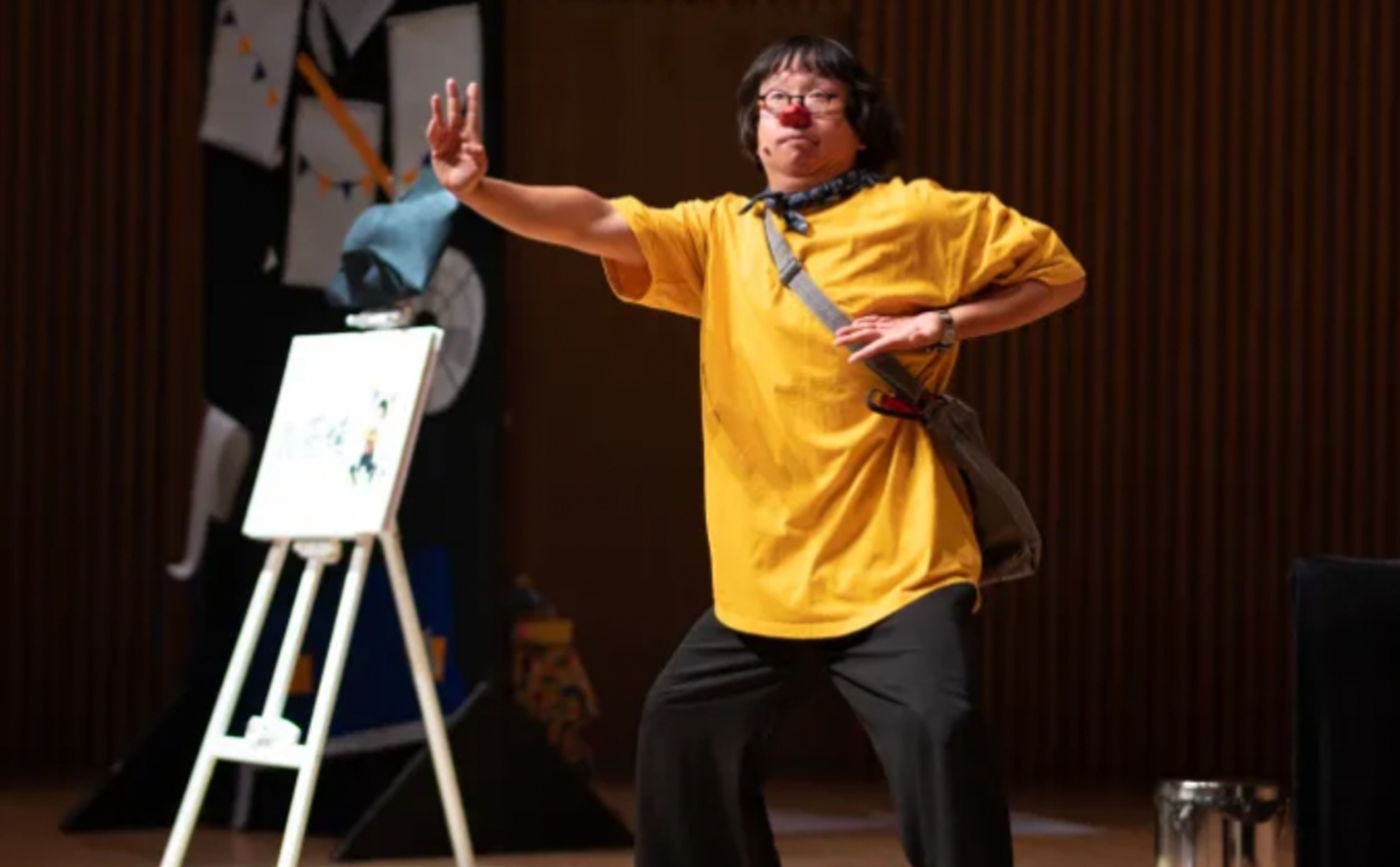 Wu Liuqi's parent-child interactive clown play "Player One"