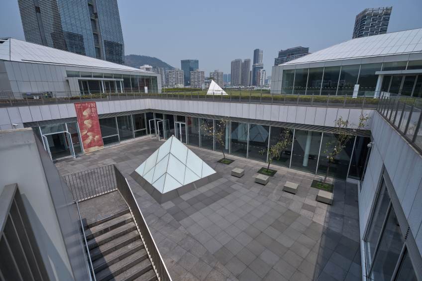 海上世界文化艺术中心 金字塔广场