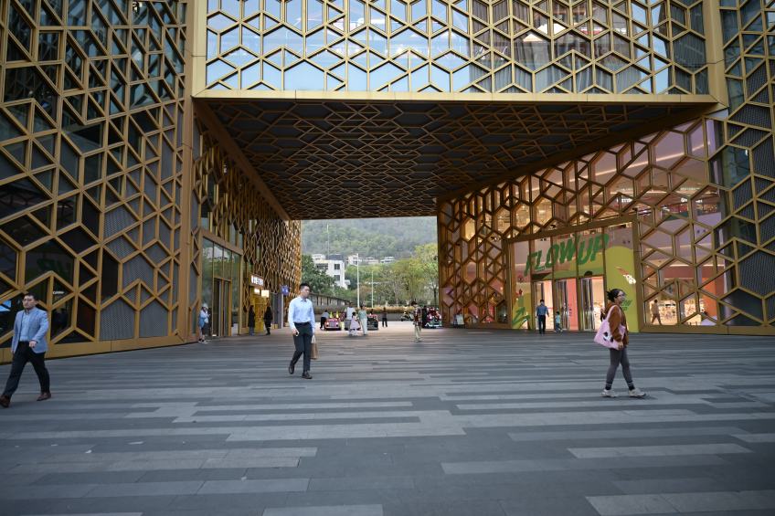 汇港2期--2号门入口广场