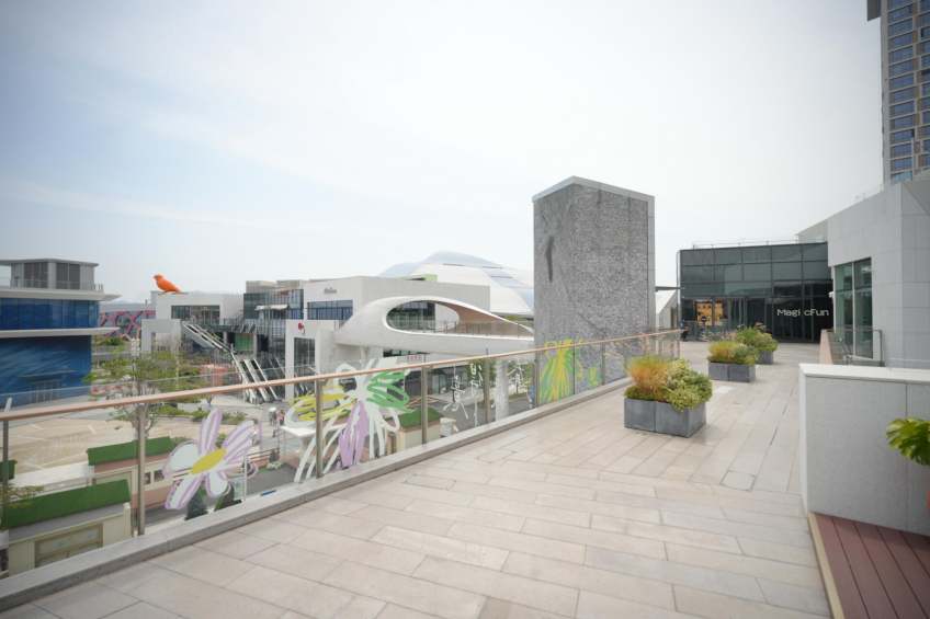 Prince Bay Garden City Villa-- Twilight bridge