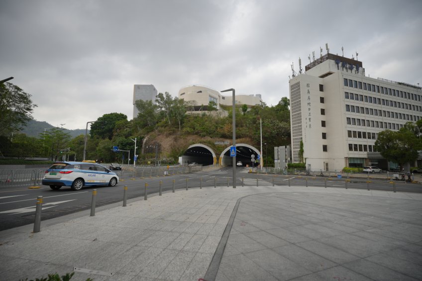 Prince Bay Area--Weibo Mountain Tunne